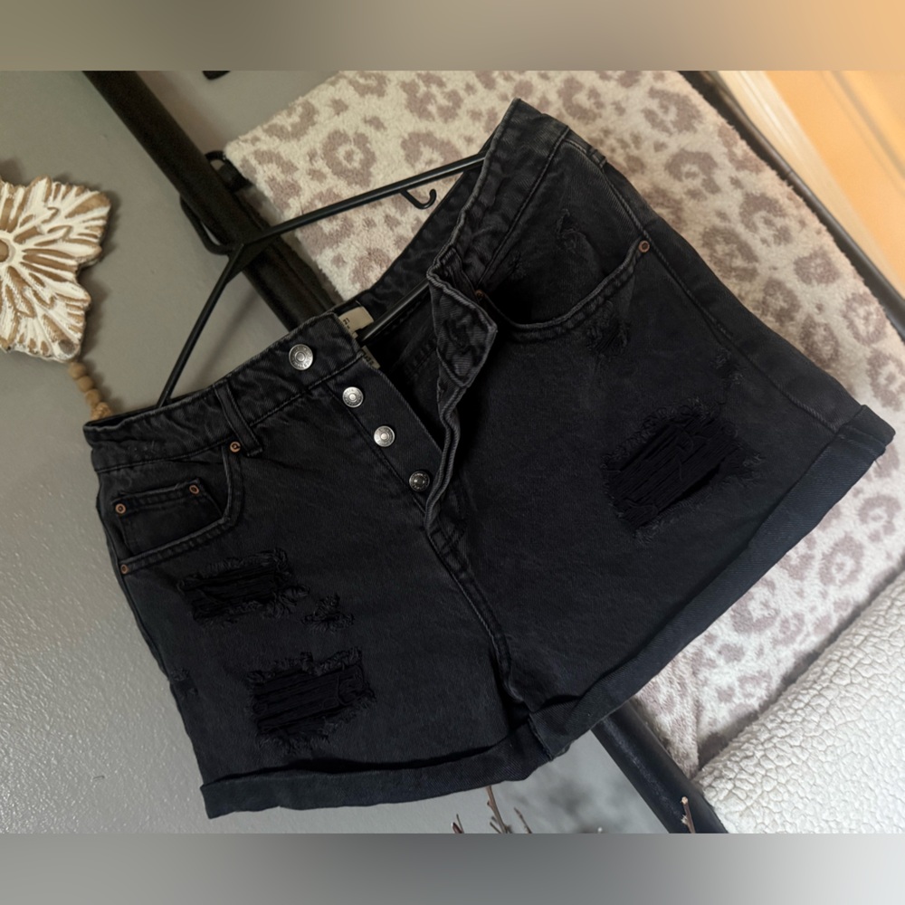 Forever 21 Black Denim Shorts